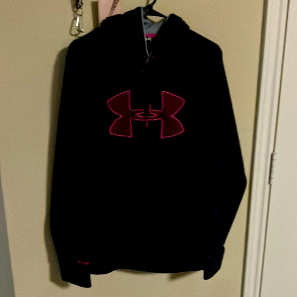 ***UNDER ARMOUR*** Black Hoodie